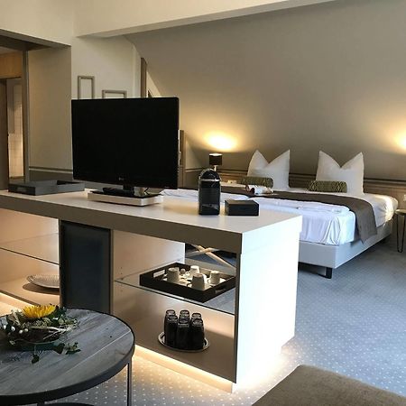 Romantisches Hotel Menzhausen ウスラー エクステリア 写真