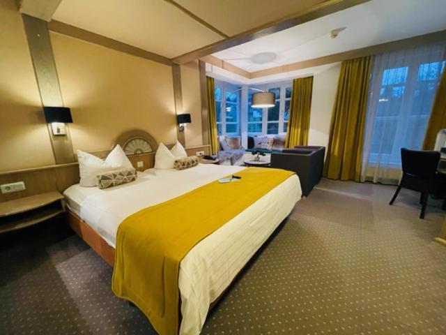 Romantisches Hotel Menzhausen ウスラー エクステリア 写真