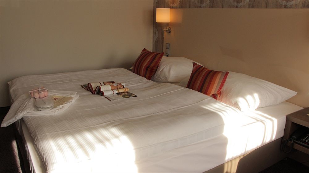 Romantisches Hotel Menzhausen ウスラー エクステリア 写真