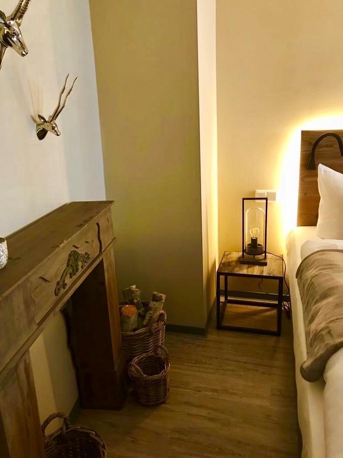Romantisches Hotel Menzhausen ウスラー エクステリア 写真