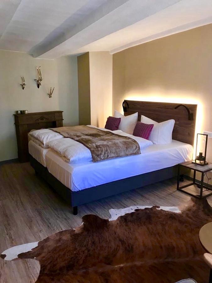 Romantisches Hotel Menzhausen ウスラー エクステリア 写真