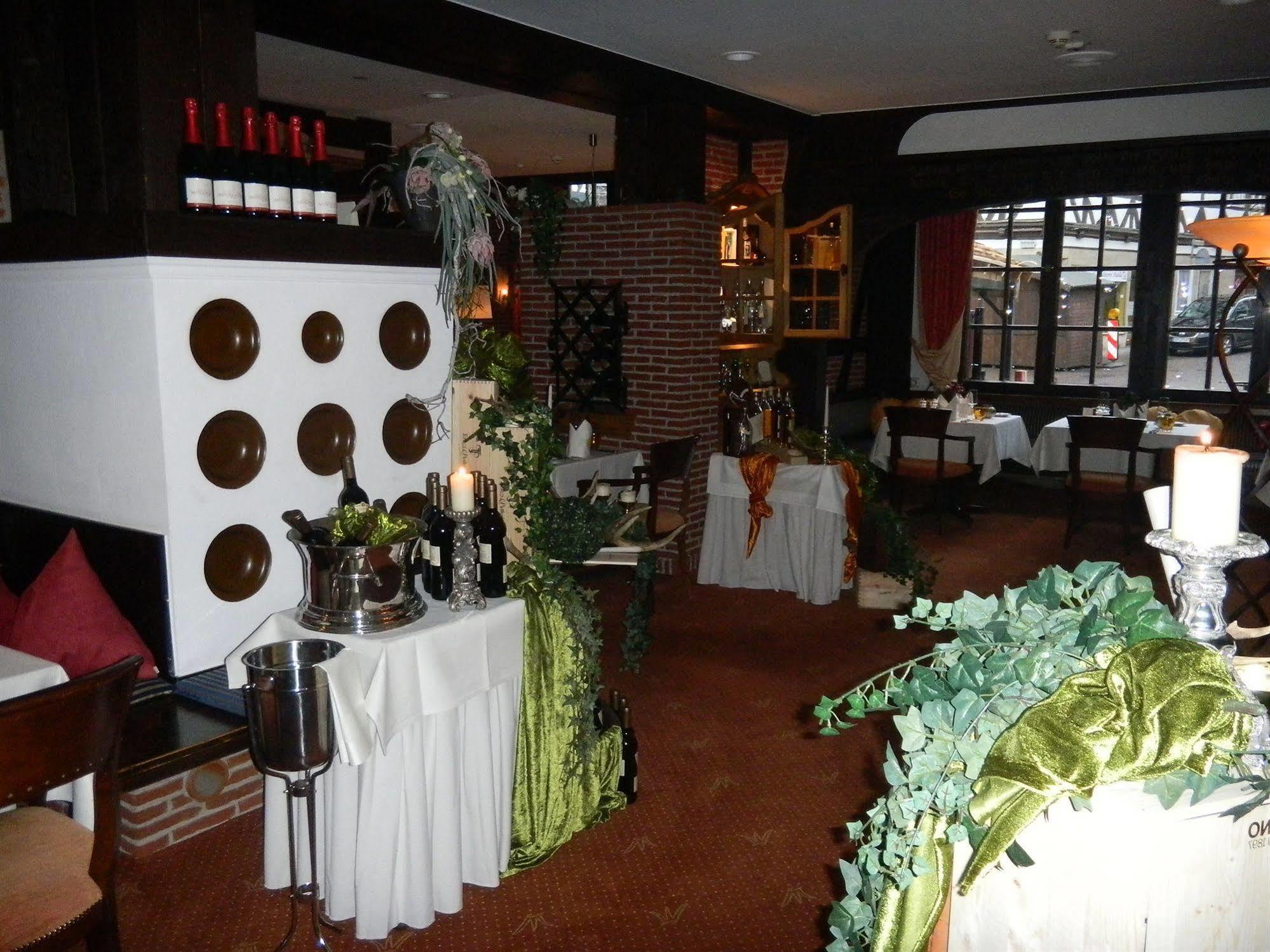 Romantisches Hotel Menzhausen ウスラー エクステリア 写真